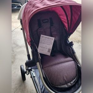 Brand New Evenflo-Pivot Modular Travel System with SafeMax Car Seat
